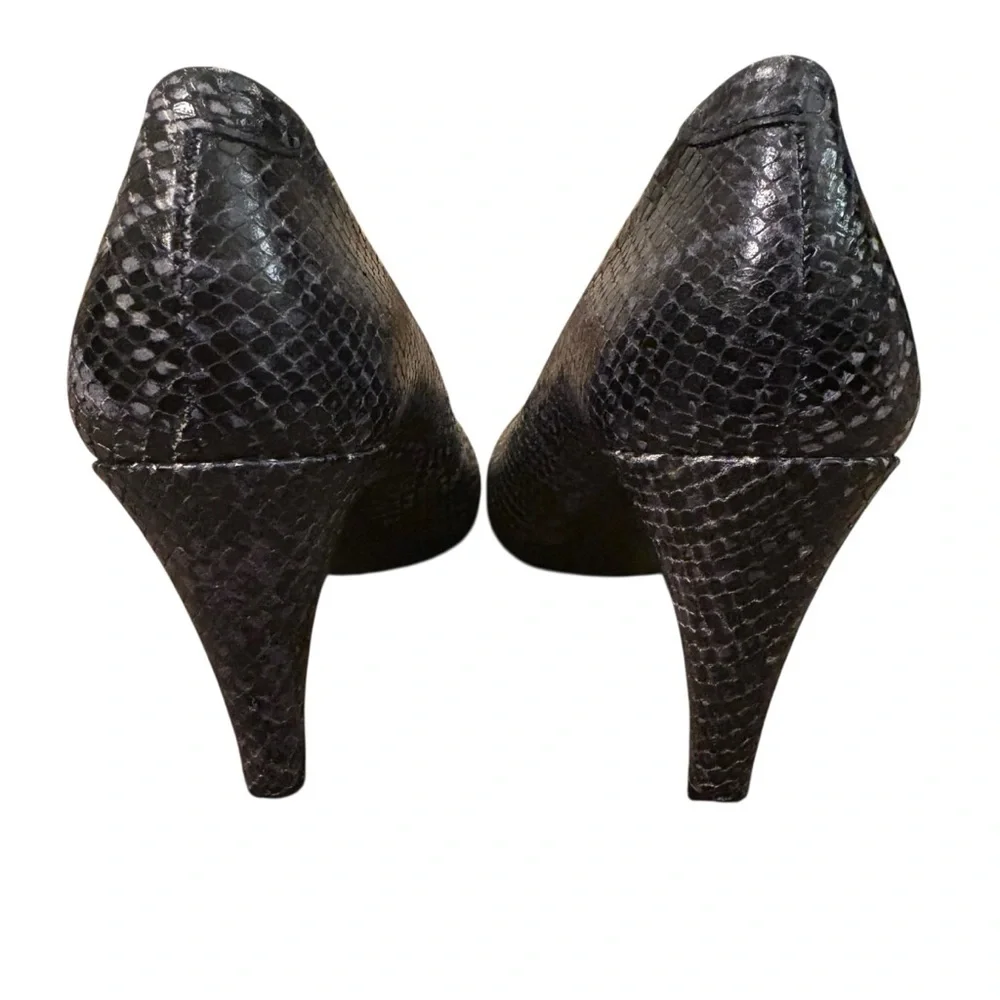 Ecco snakeskin black and white heels size 37